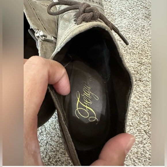 Fergie Tan Leather Booties Sz 10M - Picture 6 of 9